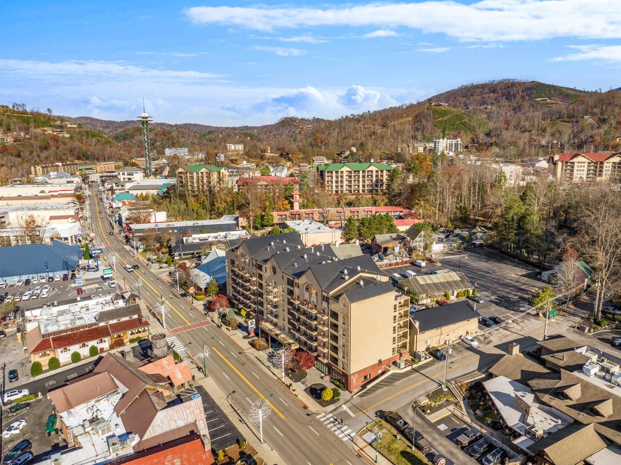 Black Bear Inn & Suites Gatlinburg Exteriör bild