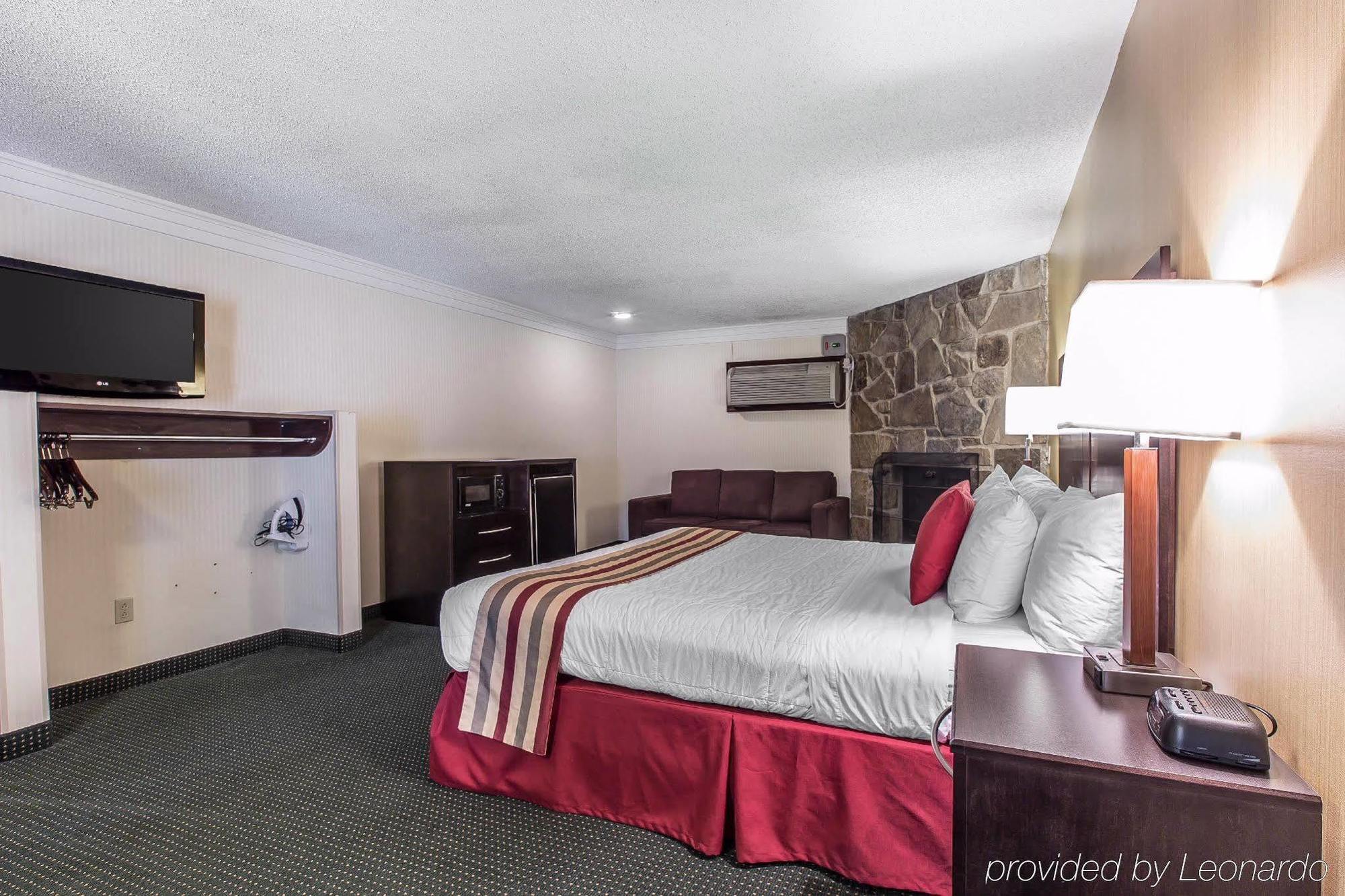Black Bear Inn & Suites Gatlinburg Exteriör bild